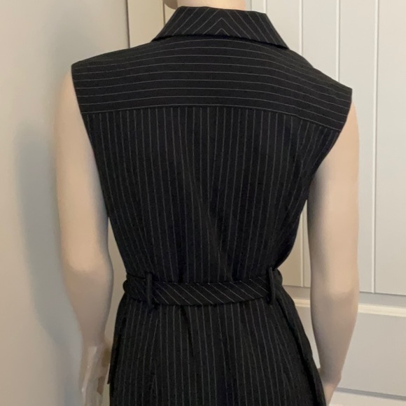Ellen Tracy Women’s Black Pinstripe Sleeveless Dress Size 14 - Picture 7 of 10
